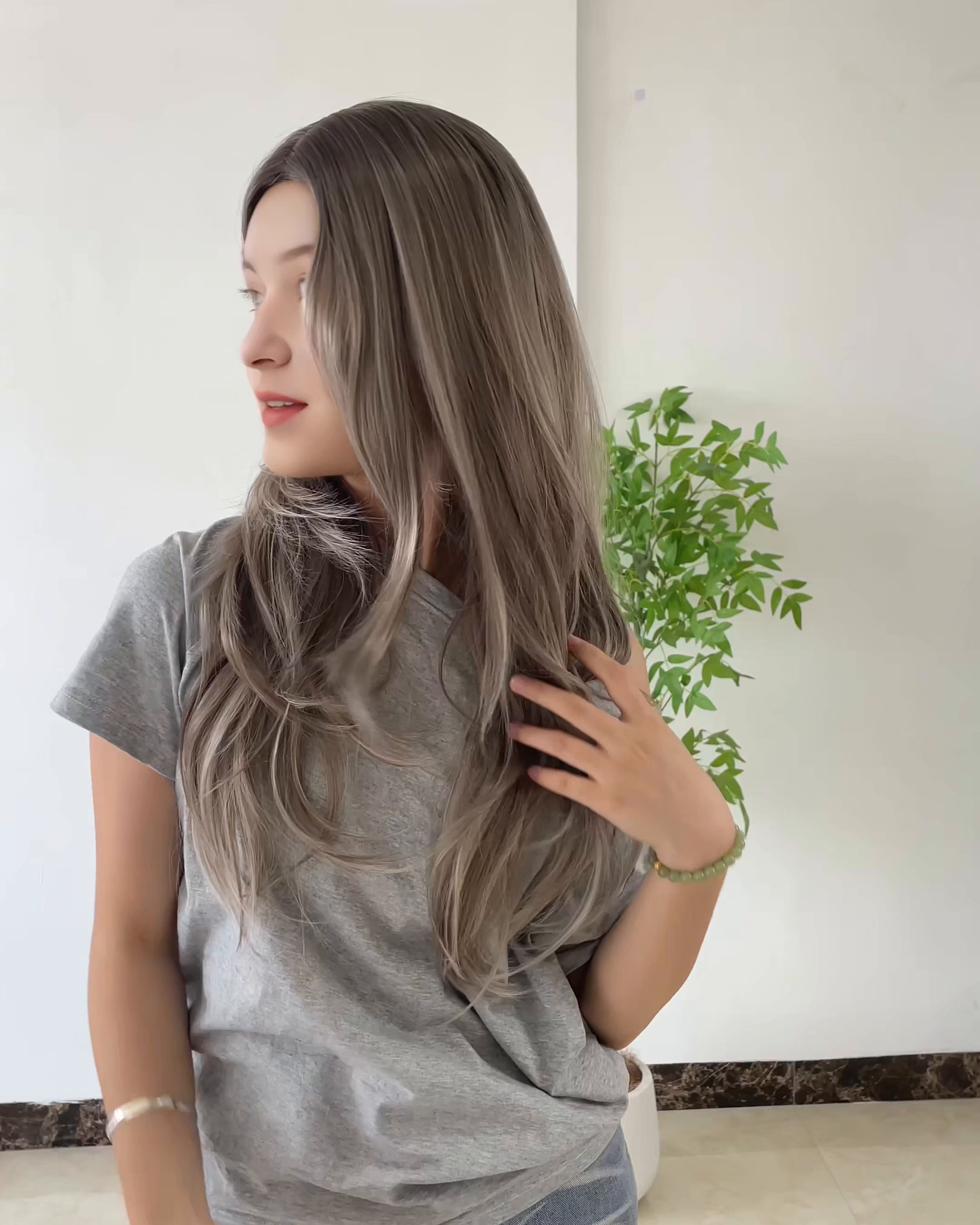 Grey Long Wavy Wig