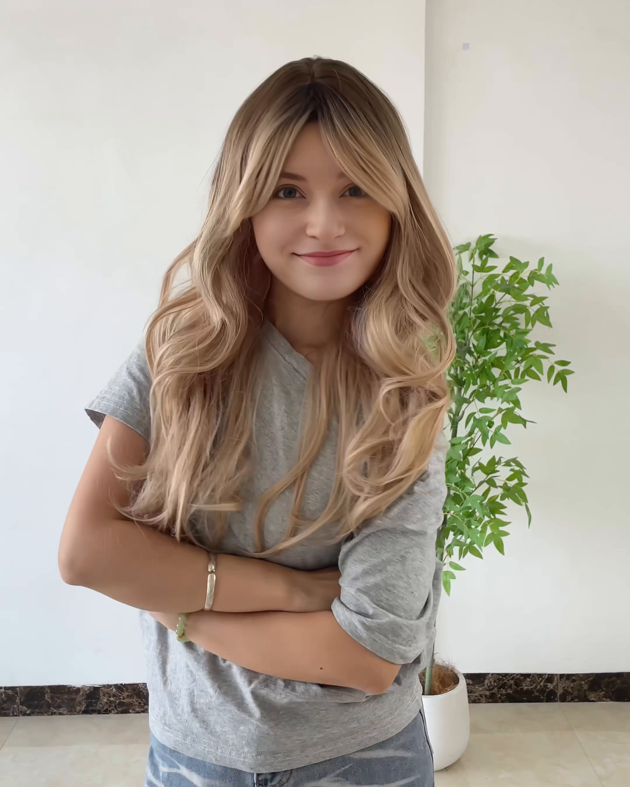 Sophia Blonde Long Wavy Wig with Bangs