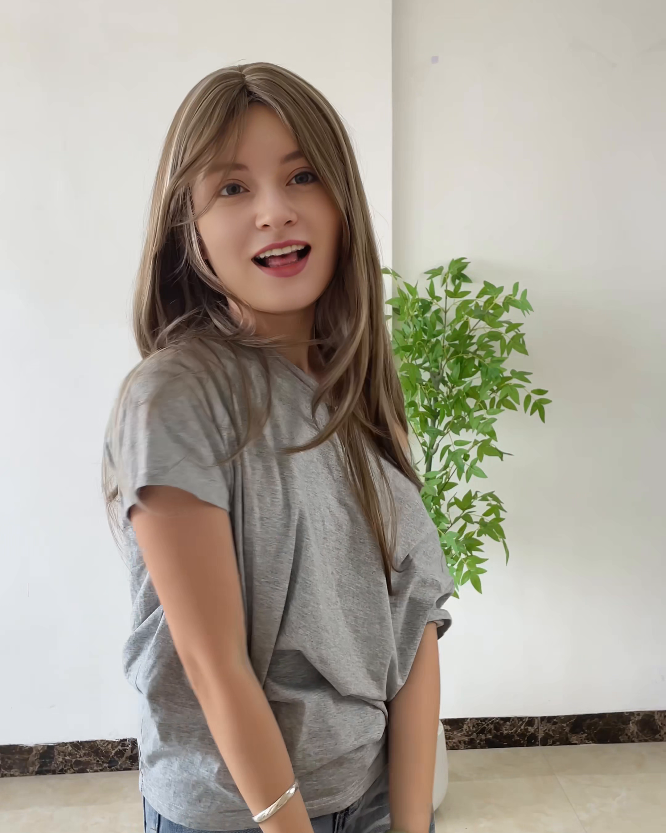 Light Brown Layered Wavy Wig