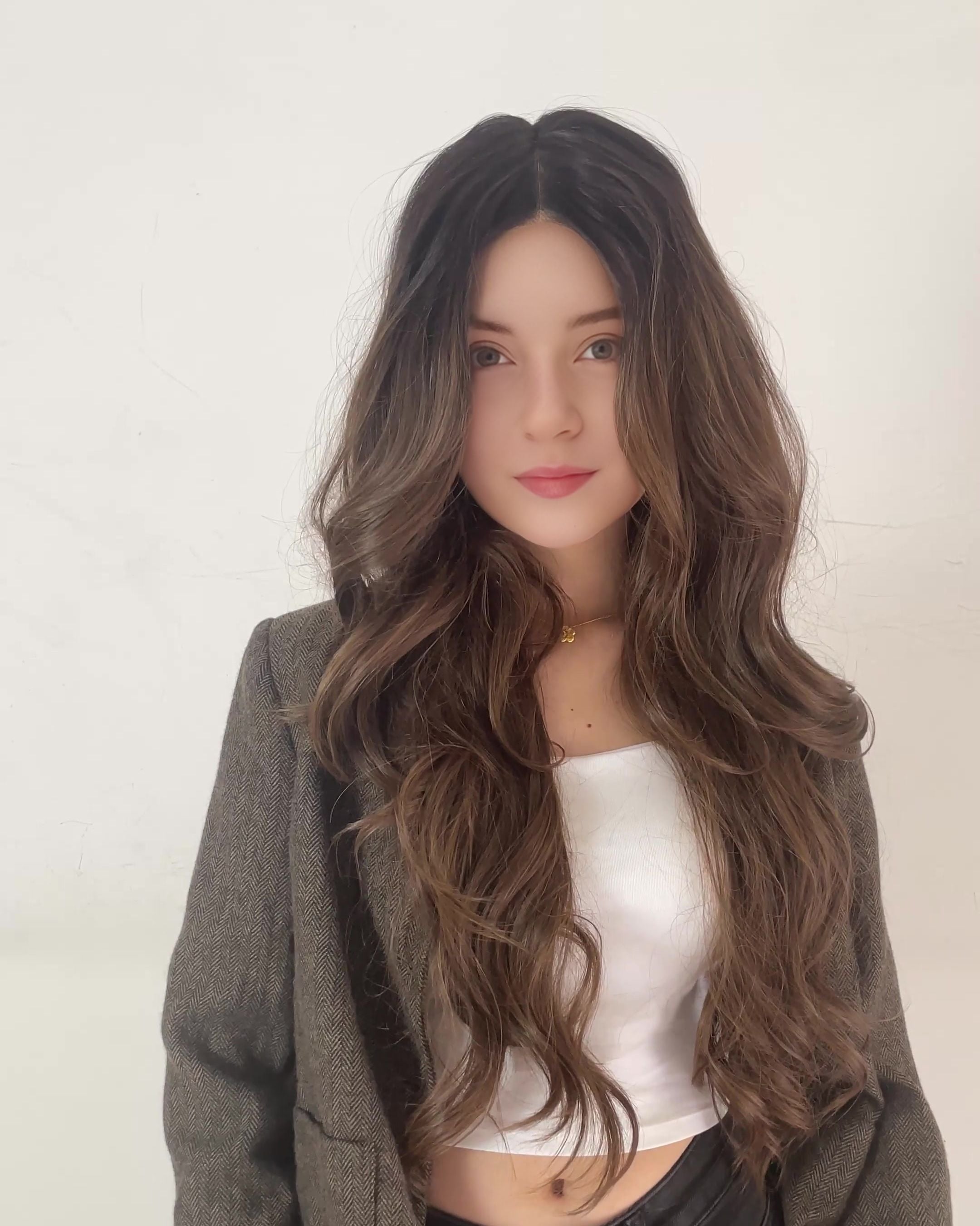 Luna – Dark Brown Classic 13x6 Lace Front Wig