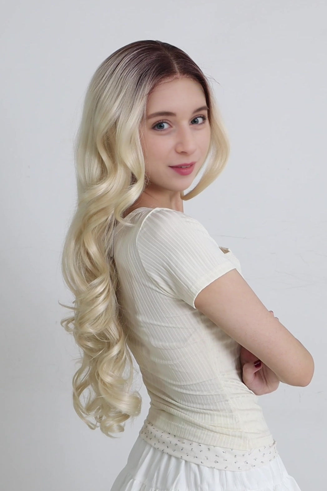 Elara — Dark Root Platinum Blonde · 26" | 13×6 Lace Front Wig