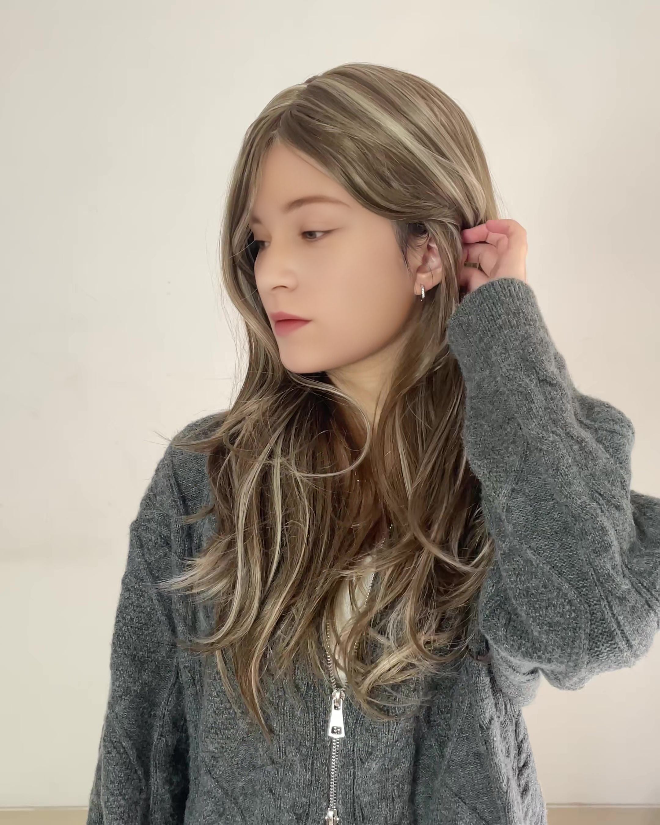 Ava – Ash Brown Balayage Lace Front Wig