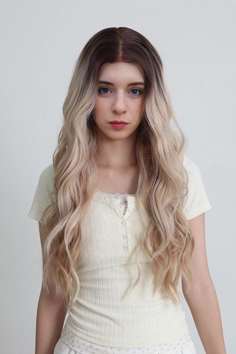 Nancy | Blond lange Wellen-13*6 HD Front-Lace-Frontal-Perücke (Handgestrickt)