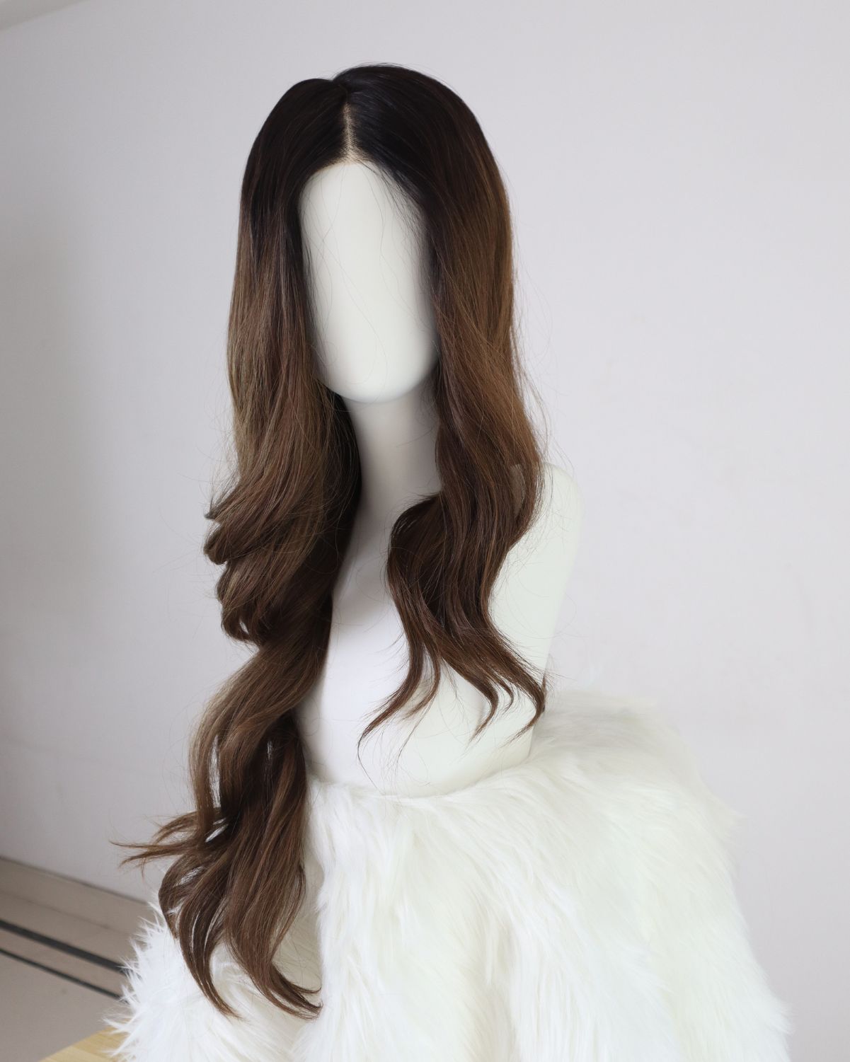 Luna – Dark Brown Classic 13x6 Lace Front Wig