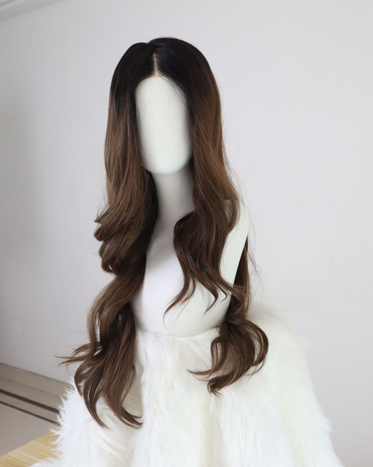 Luna – Dark Brown Classic 13x6 Lace Front Wig