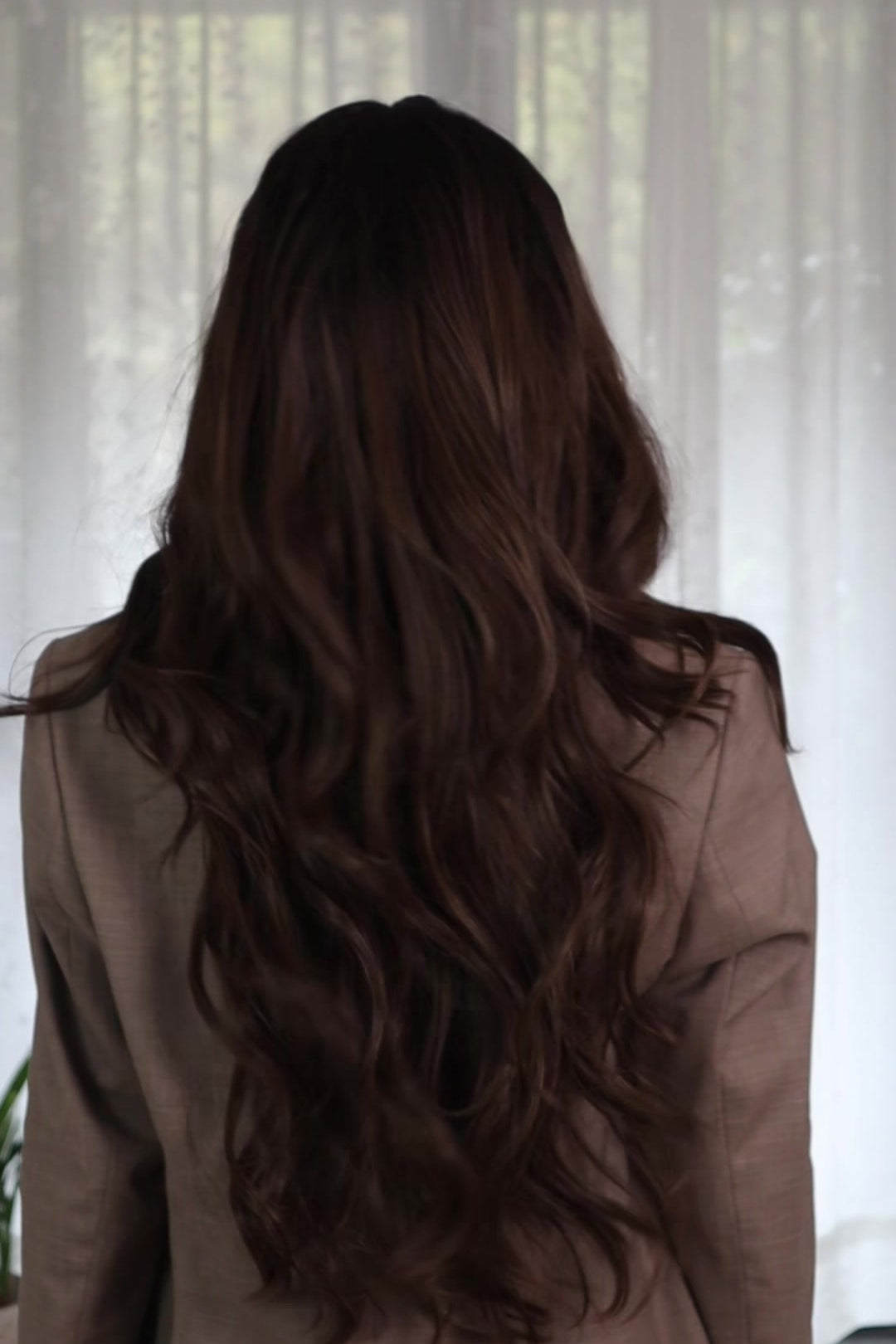 Luna – Dark Brown Classic 13x6 Lace Front Wig