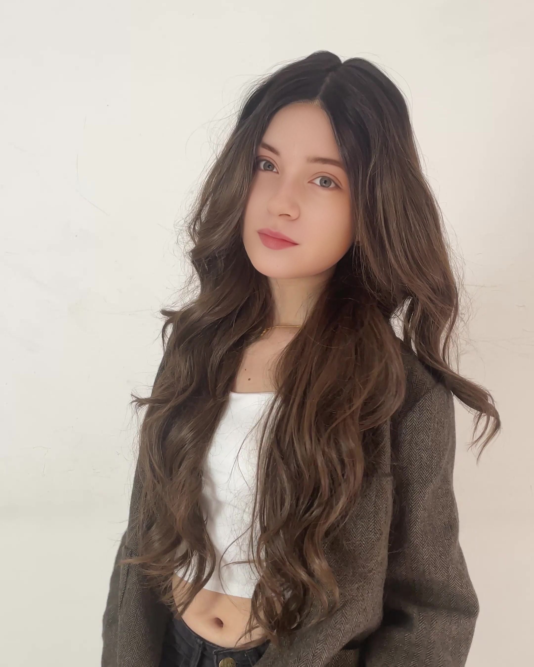 Luna – Dark Brown Classic 13x6 Lace Front Wig