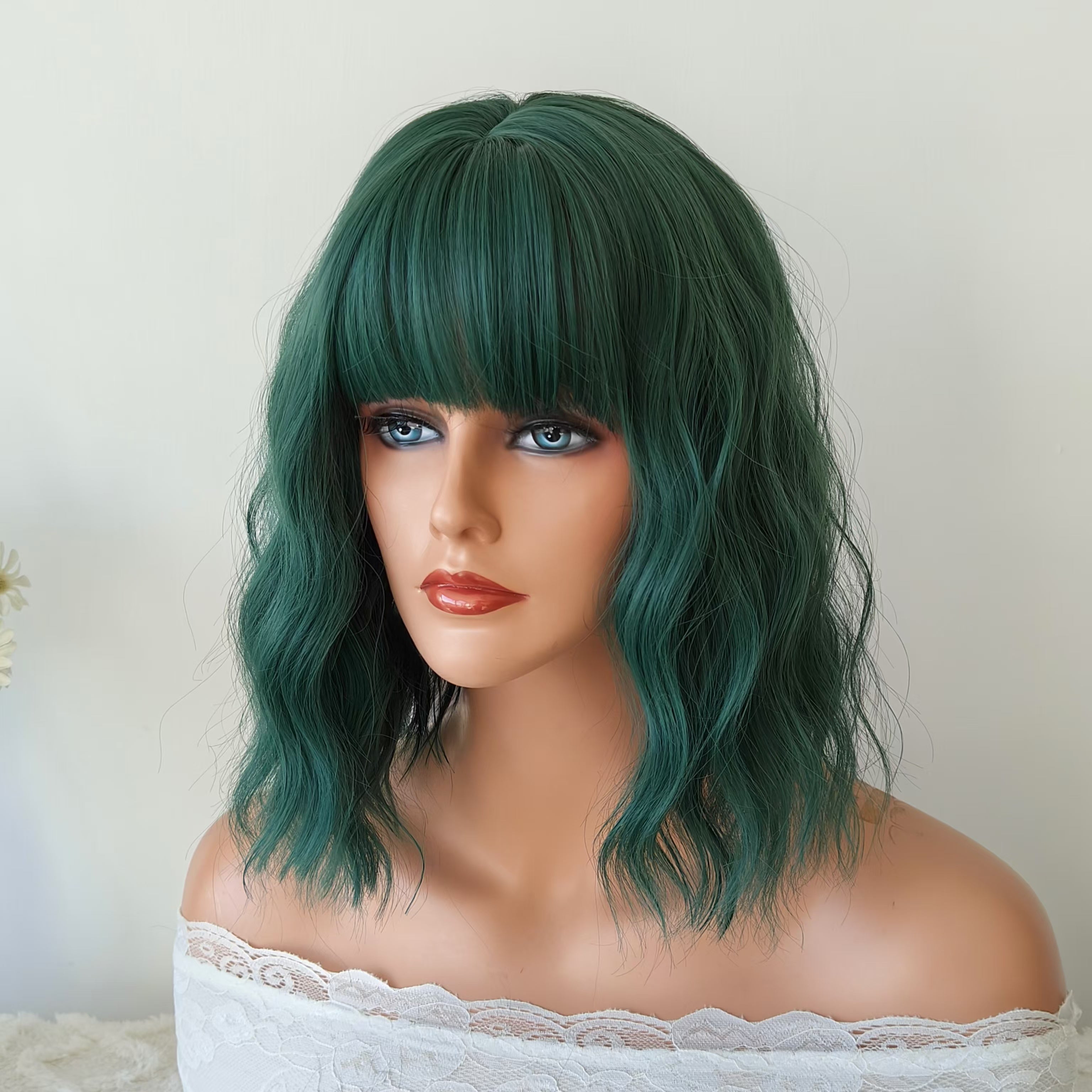 Green Short Wavy Wig with bangs