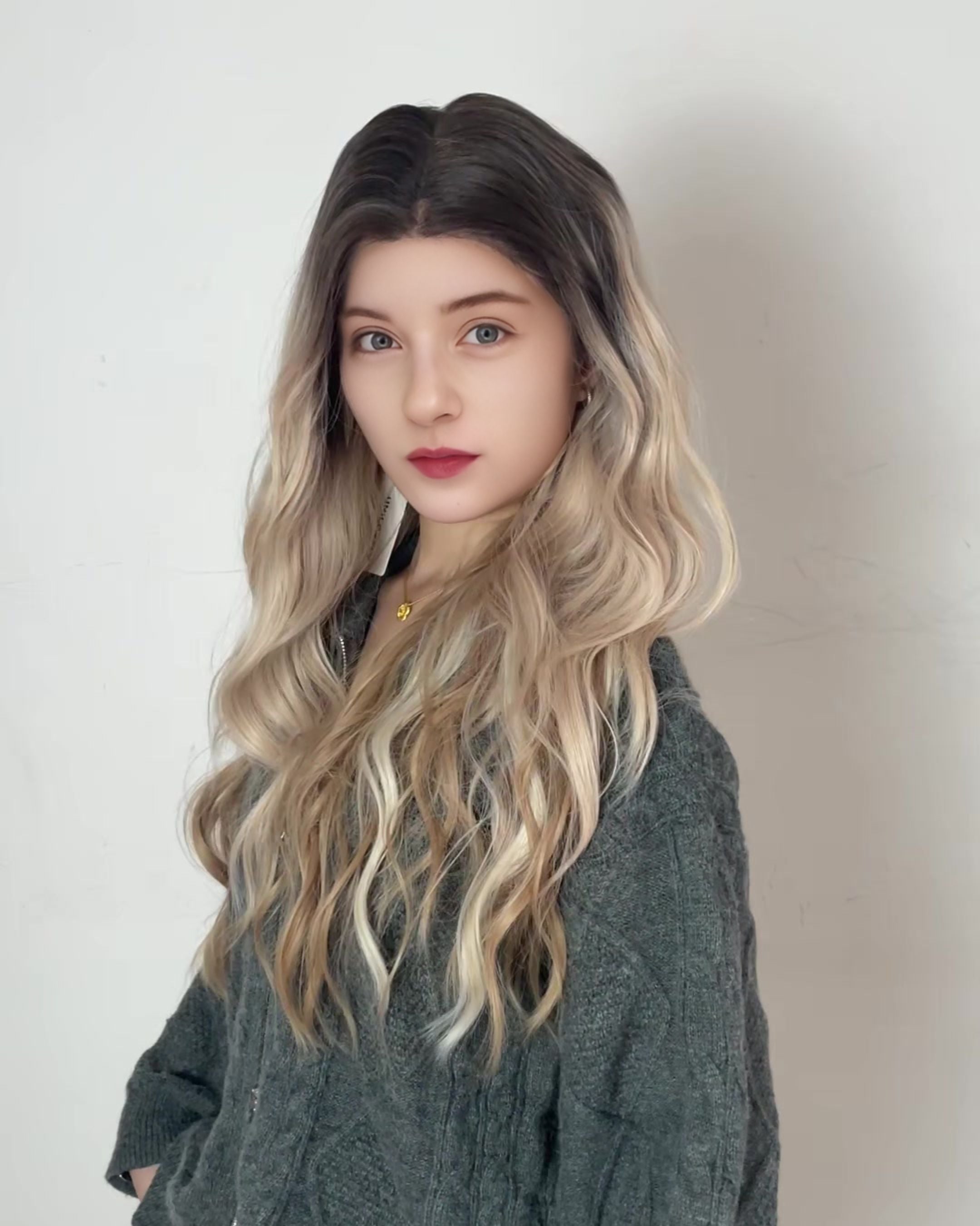 Isla – Rooted Ash Blonde Ombre Lace Front Wig