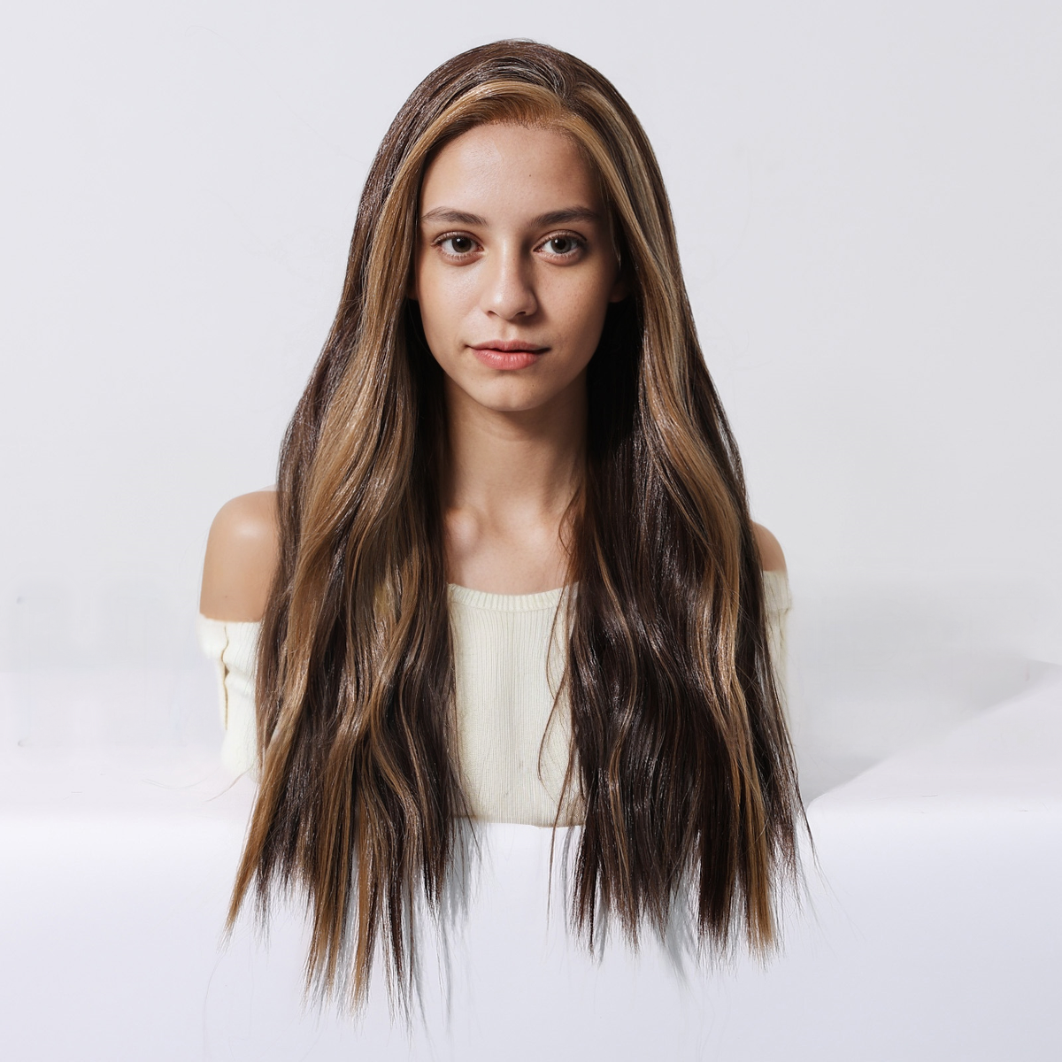 Loose Wave HD Lace Front Wig - Ombre Brown with Blonde Highlights, Glueless & Heat Resistant, 20 Inch (52cm)