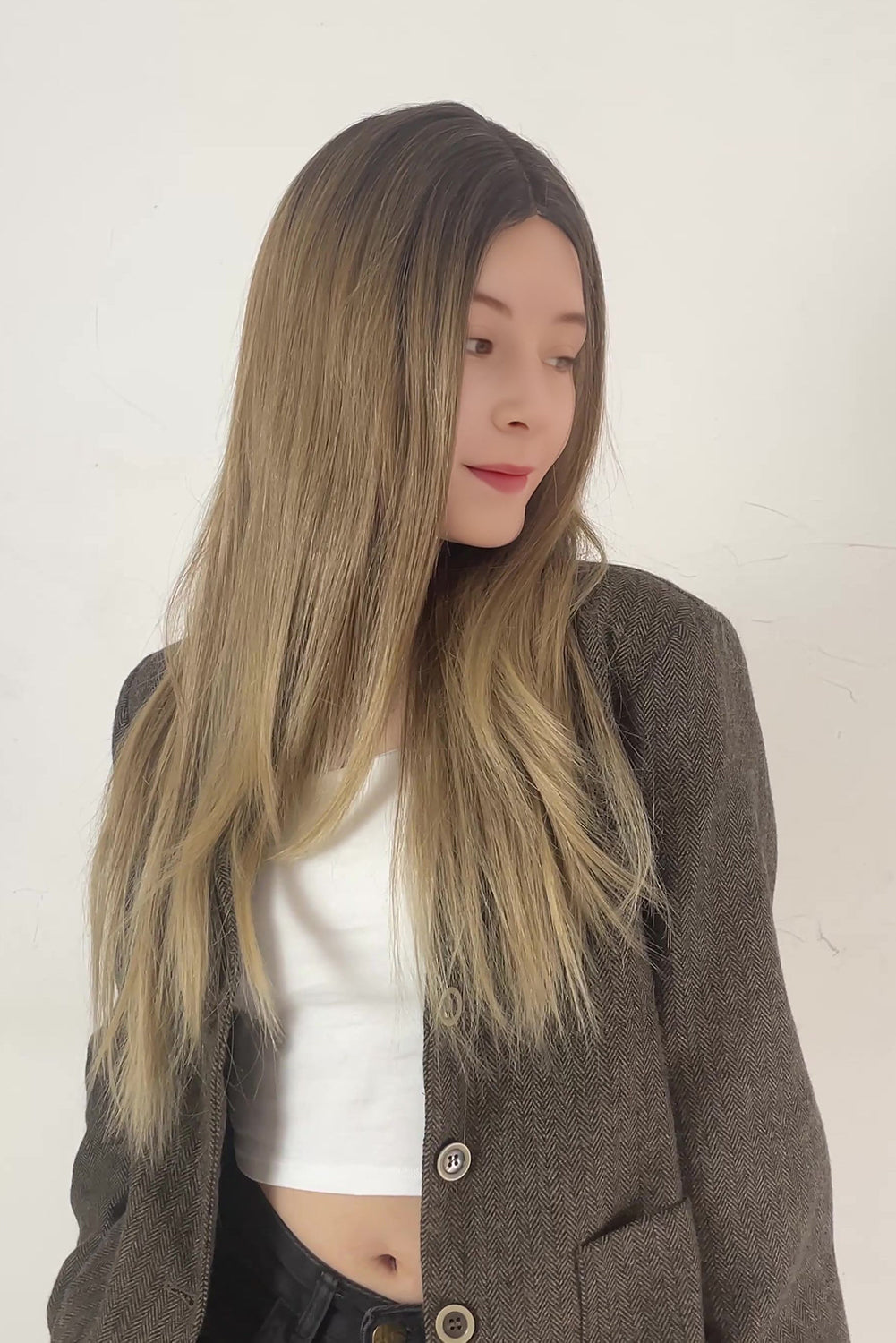 Elena – Rooted Ash Blonde Essential T-Part Lace Wig