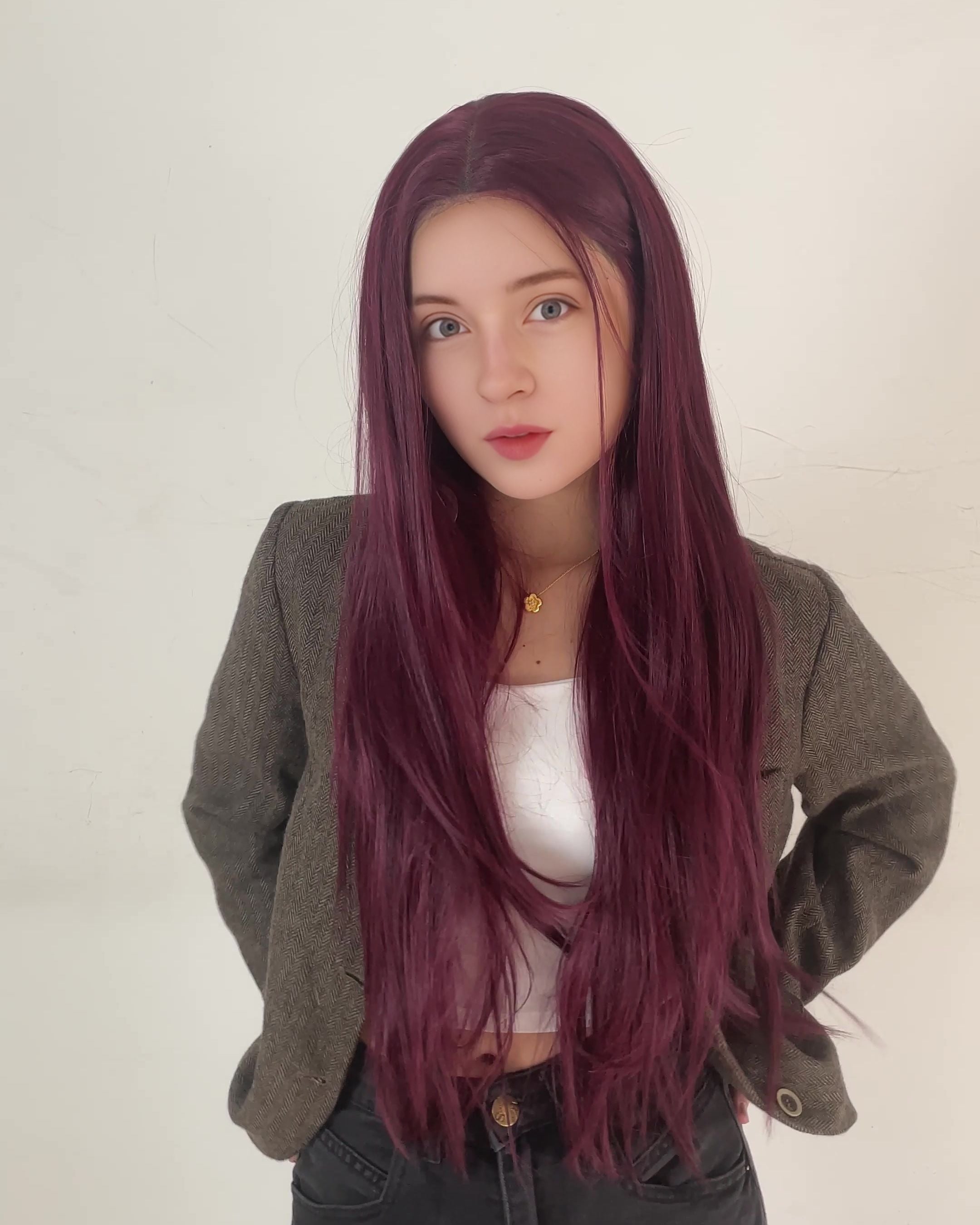 Serena – Deep Burgundy Classic 13x6 Lace Front Wig