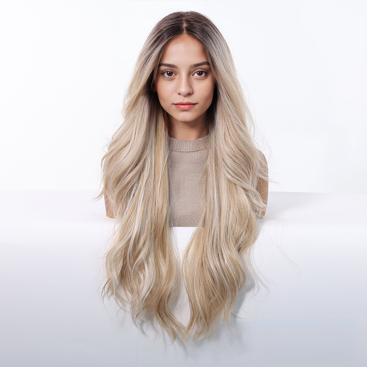 Body Wave HD Lace Front Wig - Ombre White Blonde, Pre-Plucked Hairline, 28 Inch (71cm)
