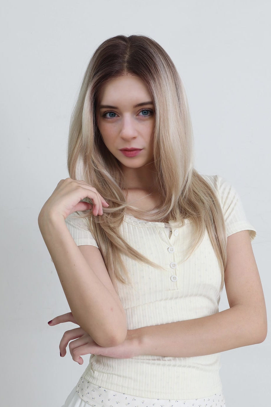 Alina — Rooted Beige Blonde · 24" | 13×6 Lace Front Wig
