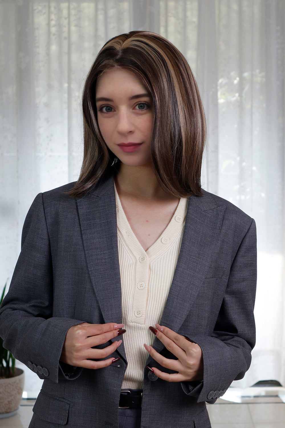 Nora – Mocha Brown Highlighted Bob Lace Front Wig