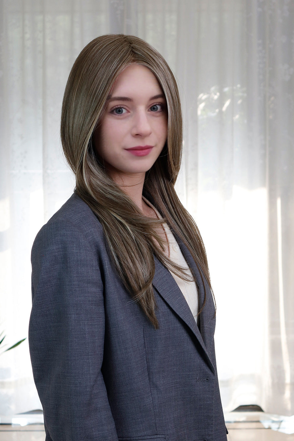 Evelyn – Ash Blonde Signature Mono Top Lace Front Wig