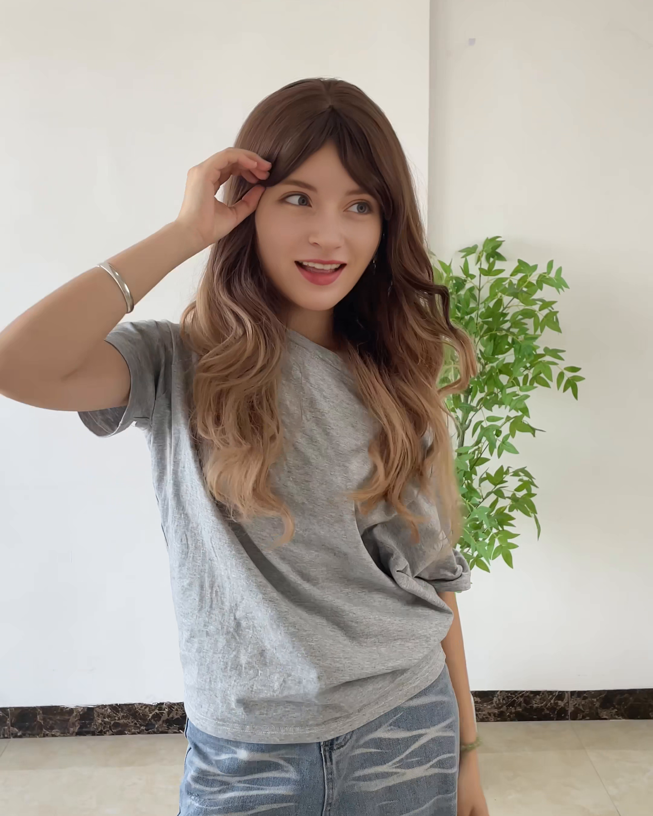 Blonde Long Wavy Wig with Bangs