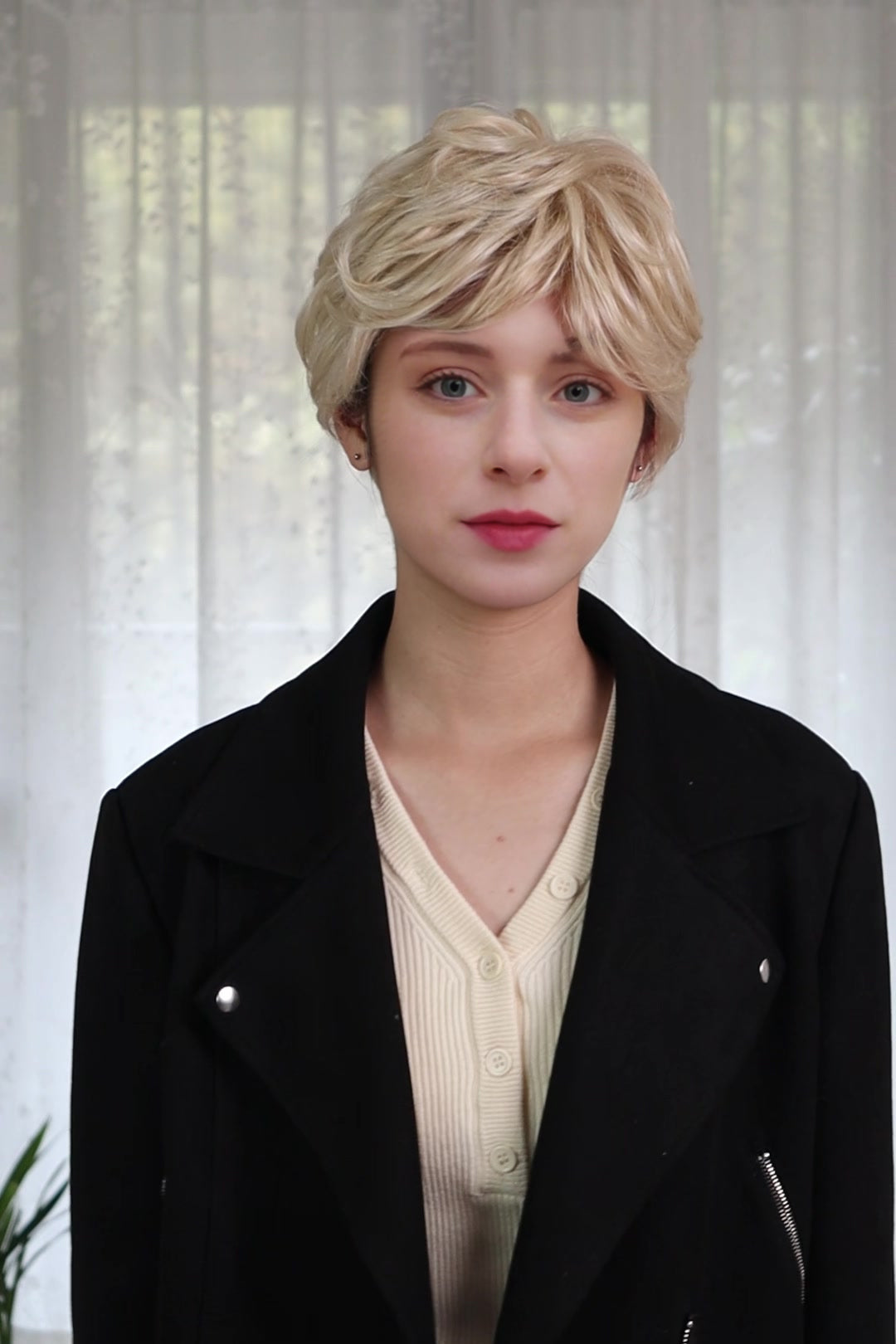 Sofia – Light Blonde Signature Mono Top Lace Front Wig