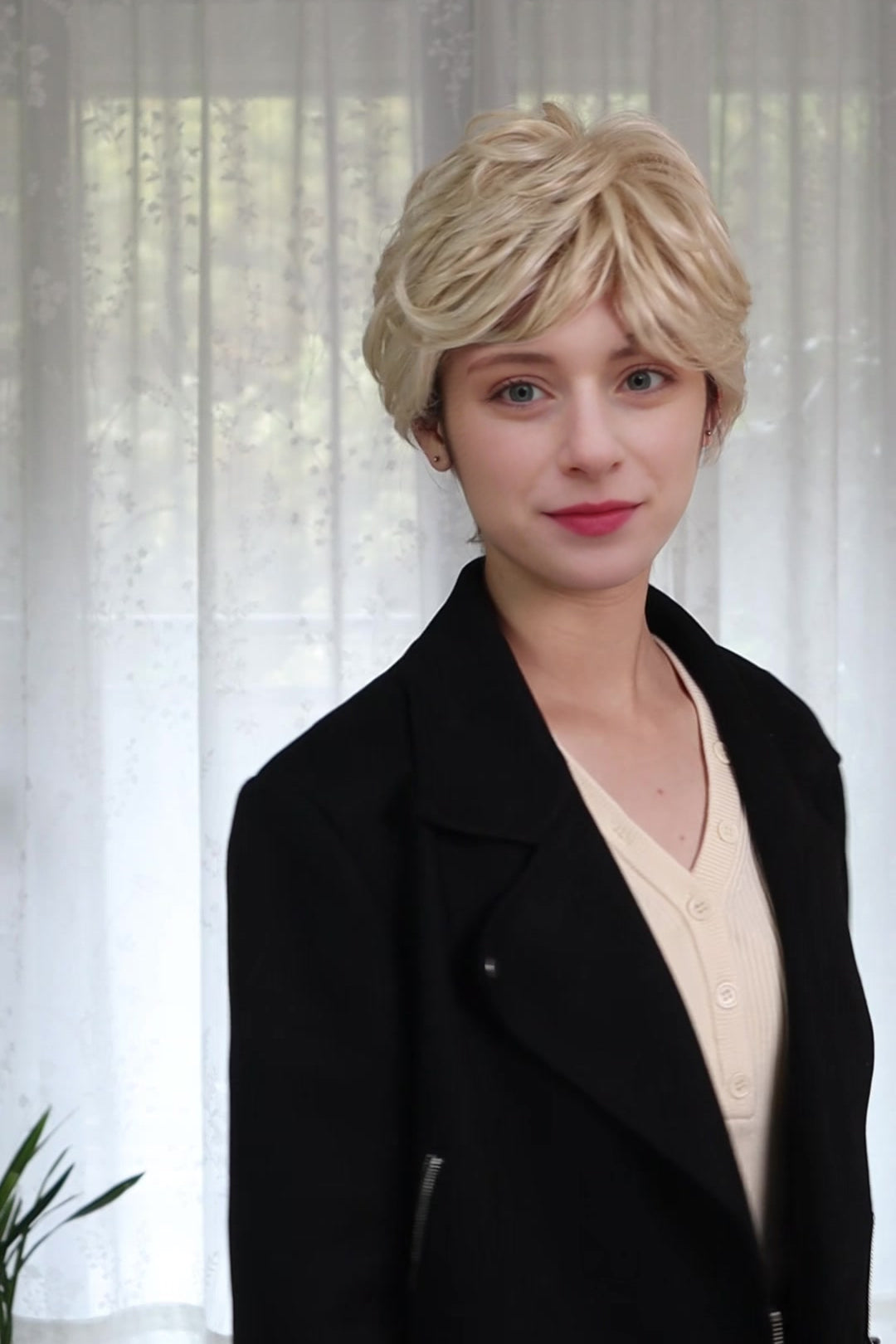 Sofia – Light Blonde Signature Mono Top Lace Front Wig