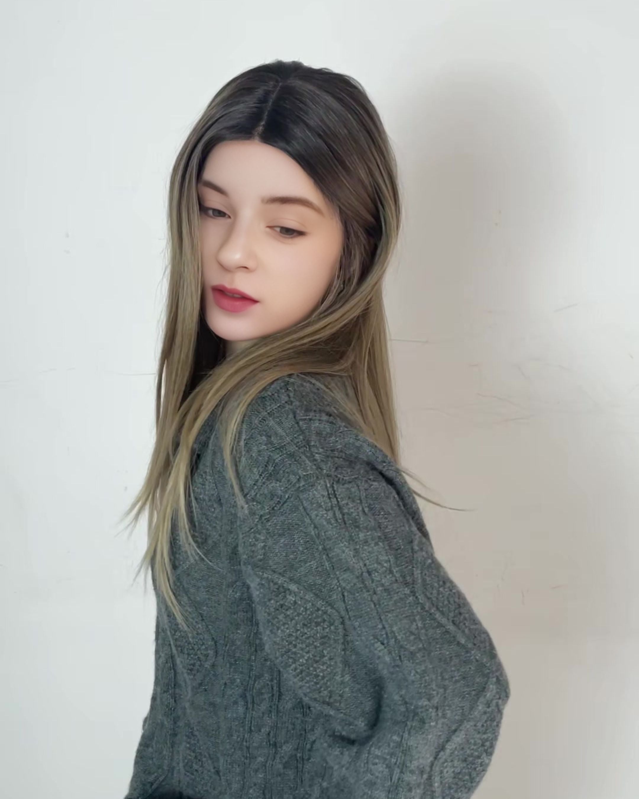 Elena – Rooted Ash Blonde Ombre Lace Front Wig