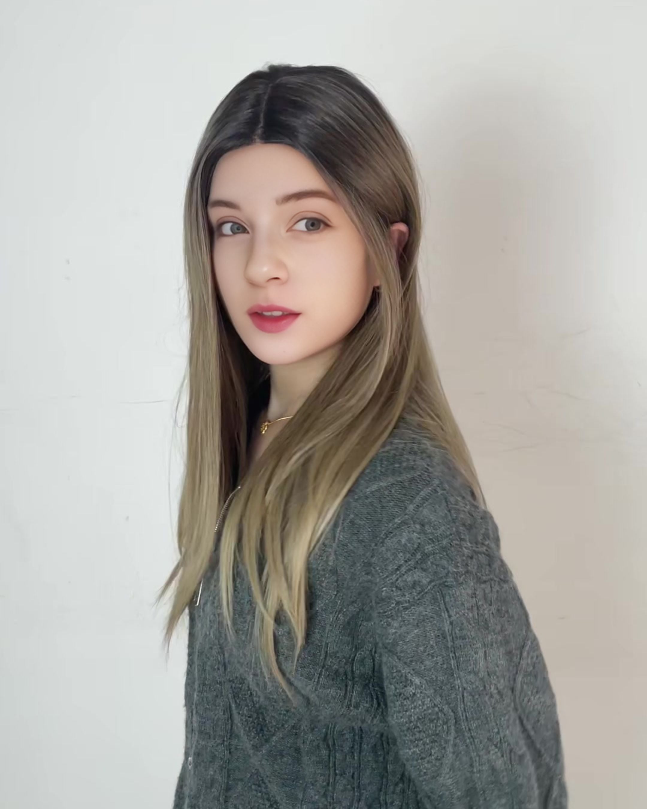 Elena – Rooted Ash Blonde Ombre Lace Front Wig