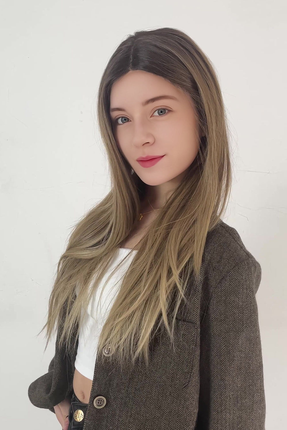 Elena – Rooted Ash Blonde Essential T-Part Lace Wig