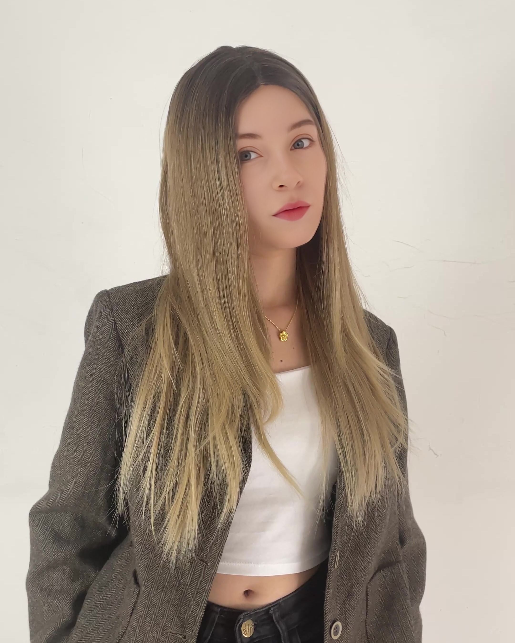 Elena – Rooted Ash Blonde Essential T-Part Lace Wig