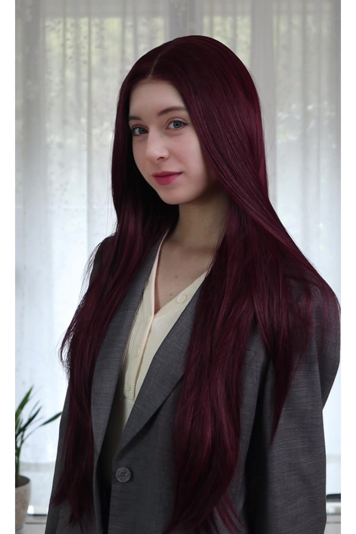 Serena – Deep Burgundy Classic 13x6 Lace Front Wig