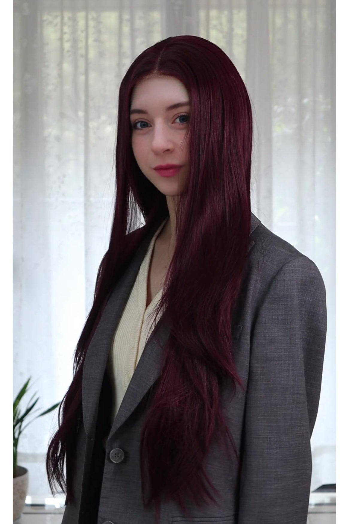 Serena – Deep Burgundy Classic 13x6 Lace Front Wig
