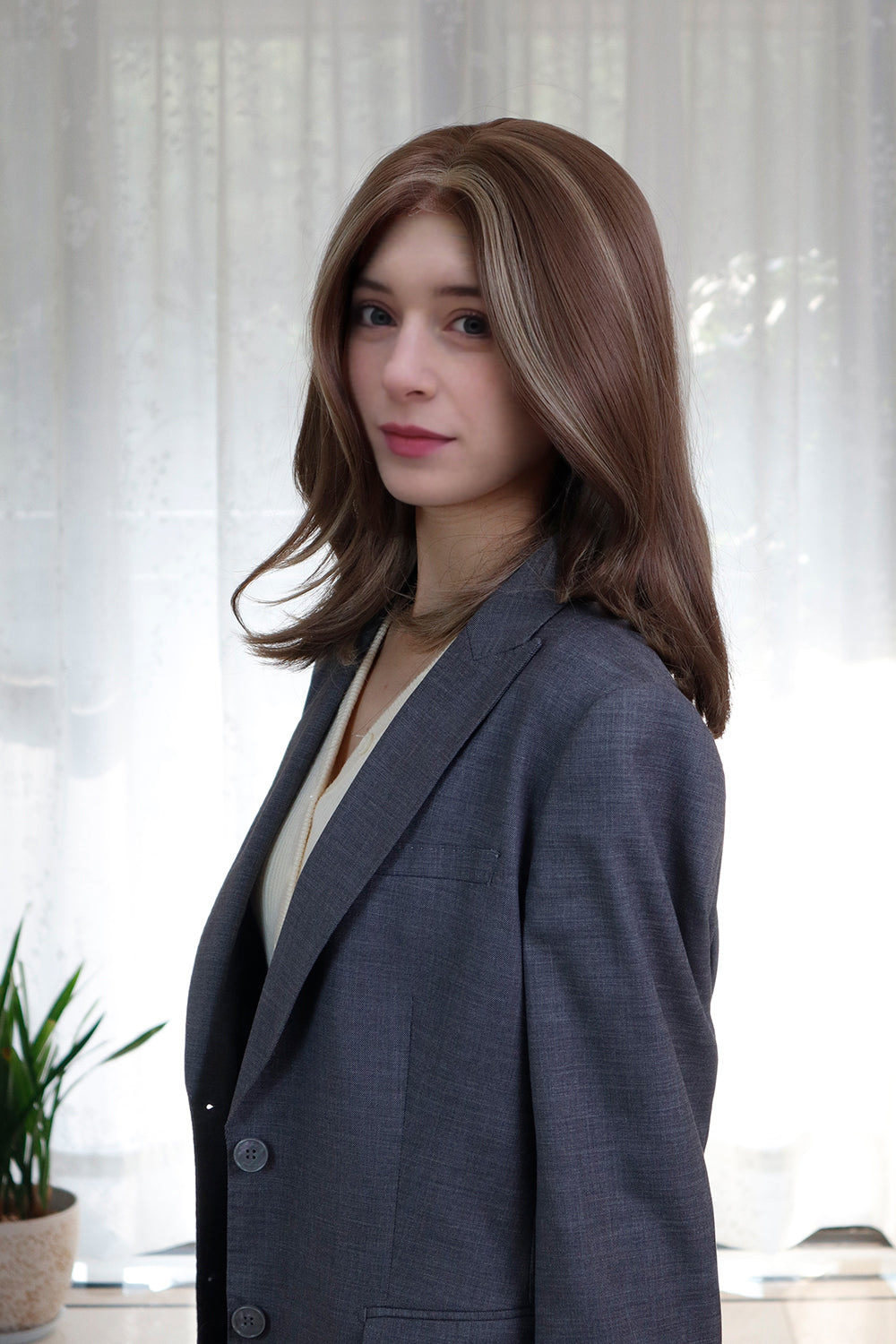 Evie | Blonde Short 13*6 HD Lace Frontal Wig