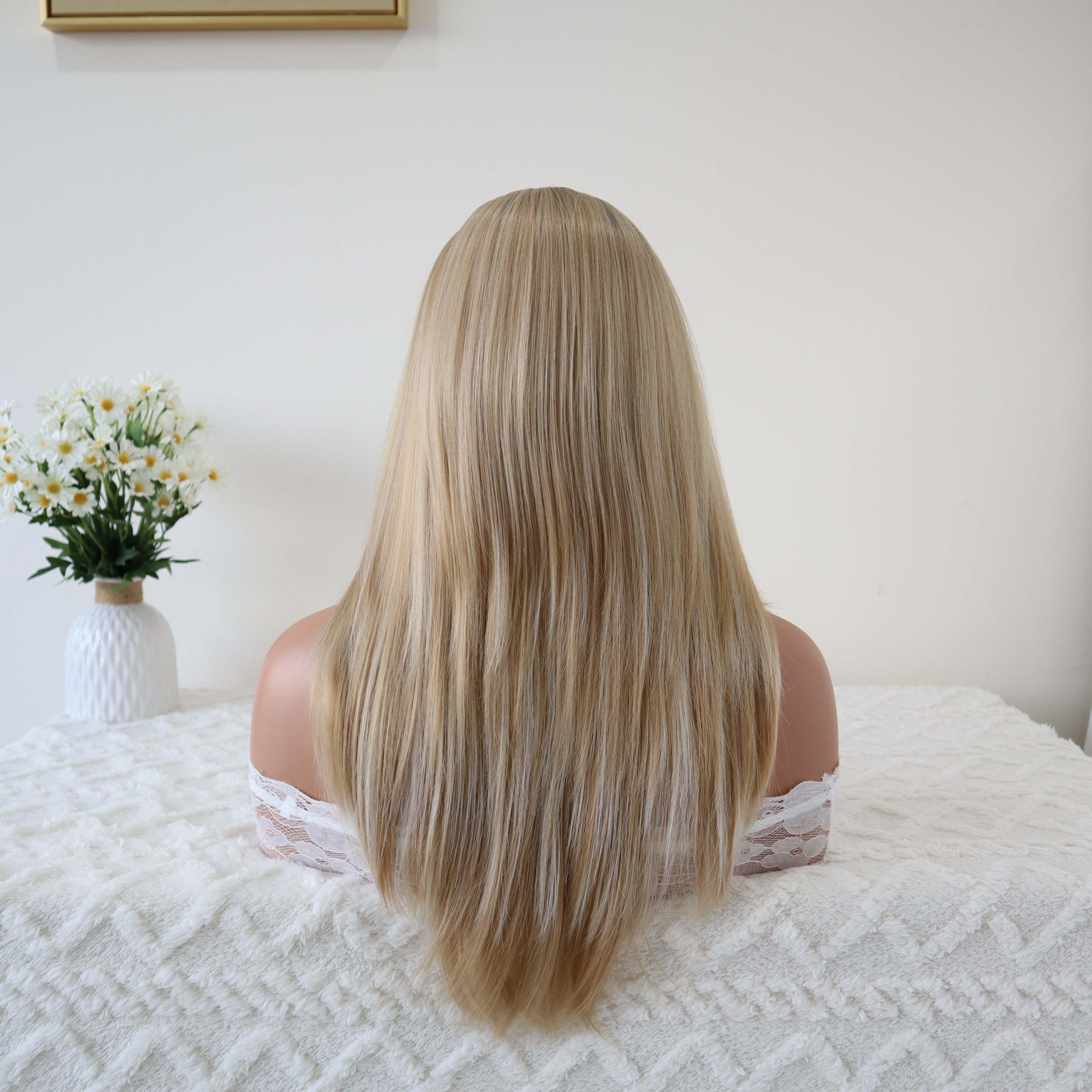 Sofia 22 Inches Blonde Long Wig with Curtain Bangs Ada